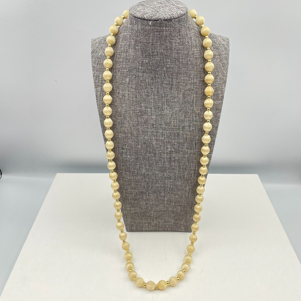 Vintage‎ Gold Tone Cream Silk Thread Wrap Bead Necklace Accent Boho Jewelry 80s